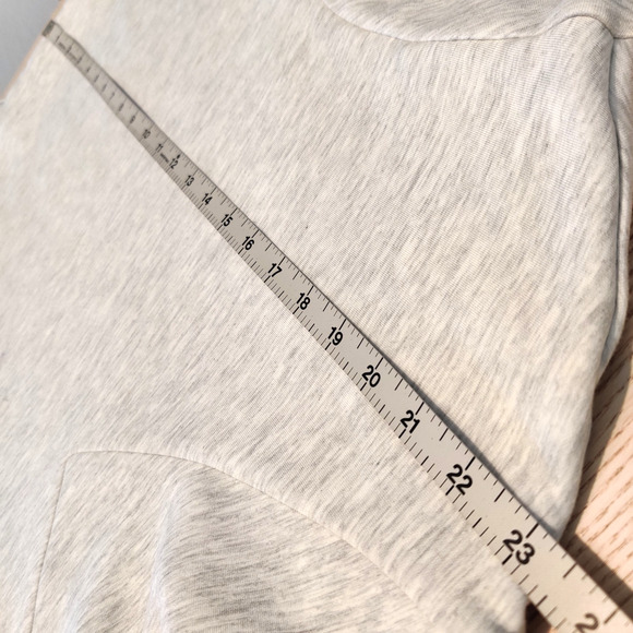 Varley Betsy Sweatshirt Womens M Gray Cowl Performance Stretch Comfy Cozy Soft - Picture 13 of 13